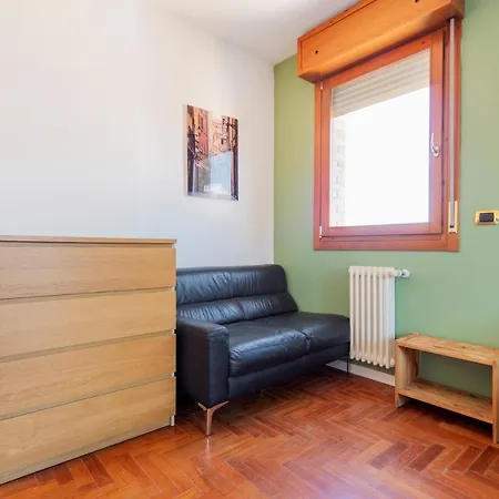 Appartement Ur-nest Saffi Bologne